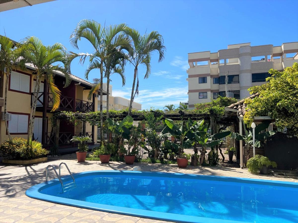 Combinacao De Praia E Piscina - S1 Bombinhas Luaran gambar
