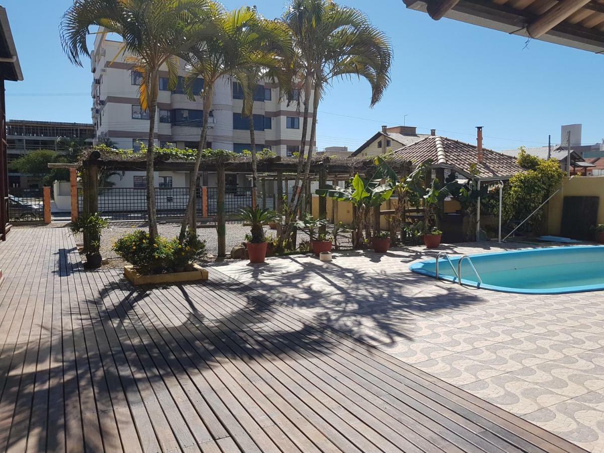 Combinacao De Praia E Piscina - S1 Bombinhas Luaran gambar
